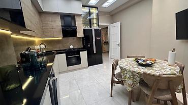 yasma: Yasamal, 2 otaqlı, Yeni tikili, m. Elmlər Akademiyası, 85 kv. m — 9