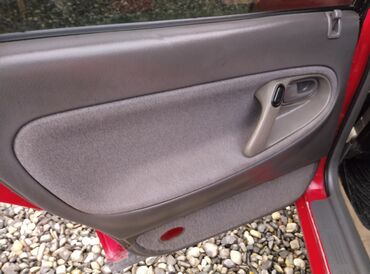 Mazda: Mazda 626: 1992 г., 1.8 л, Механика, Бензин, Хэтчбэк — 13