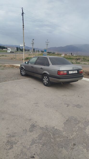 глушитель на пасат б3: Volkswagen Passat B3, седан, серый цвет. Основные характеристики: -