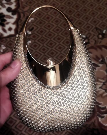 женские спортивные юбки: İdeal vəziyyətdədir istifadə olunmadığı üçün dəyərindən aşşağı verilir