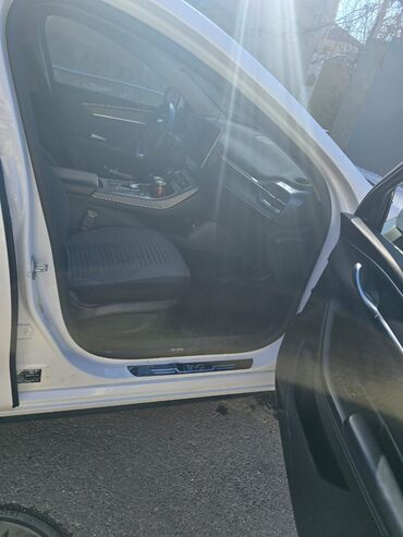 BYD: BYD Qin Plus (plug-in hibrid sedan) - Kuzov: liftbek tipli sedan, ağ — 8