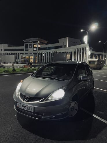 Honda: Honda Fit: 2008 г., 1.5 л, Автомат, Бензин, Хэтчбэк