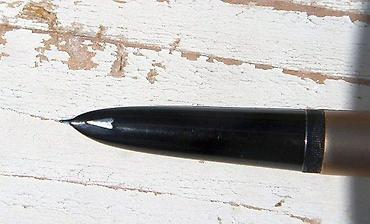 Ostali aksesoari: SCHNEIDER White Feather i Patromatic nalivpero NEMAČKA 1980. Cena za — 9