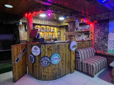 Kommersiya daşınmaz əmlakının satışı: Binəqədi rayonu, 9-cu Mikrorayonda, ümumi sahəsi 350 kv/m olan — 7