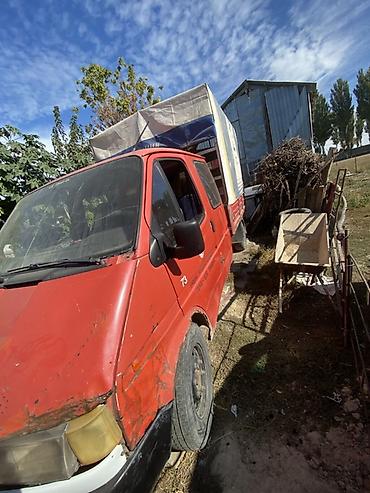 контейнердин эшиги: Жеңил жүк ташуучу унаа, Ford, Дубль, 2 т, Колдонулган — 2