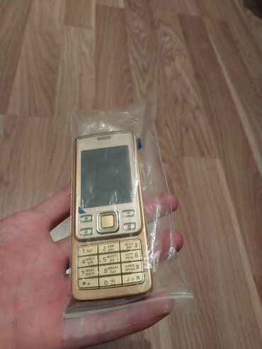 yevlax telefon: Nokia 6300 4G, rəng - Qızılı