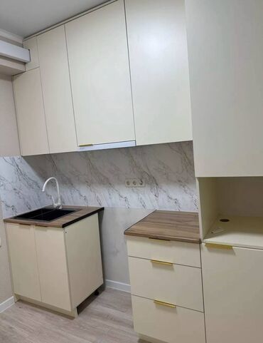 Продажа квартир: 1 комната, 37 м², Индивидуалка, 1 этаж, Евроремонт