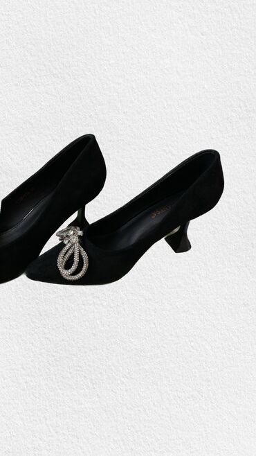 женские вещи обуви: Сапоги, 38, цвет - Черный