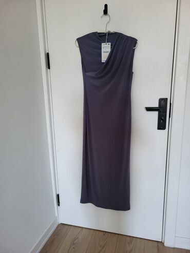 Коктейльные платья: Коктейльное платье, Миди, Zara, S (EU 36)