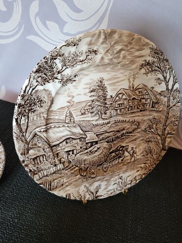 Kuhinjski setovi: Set Ironstone Staffordshire Engleska.70te. Set je nov,zadnje slike na lalafo.rs — 6 Kuhinjski setovi: Set Ironstone Staffordshire Engleska.70te. Set je nov,zadnje slike — 6