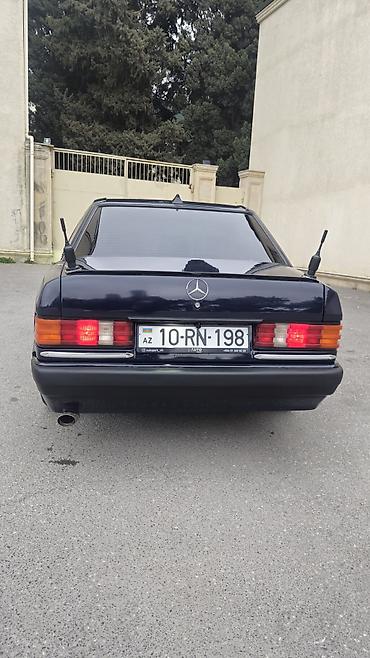 190 pribor: Mercedes-Benz 190 (W201): 1.8 l | 1990 il Sedan — 10
