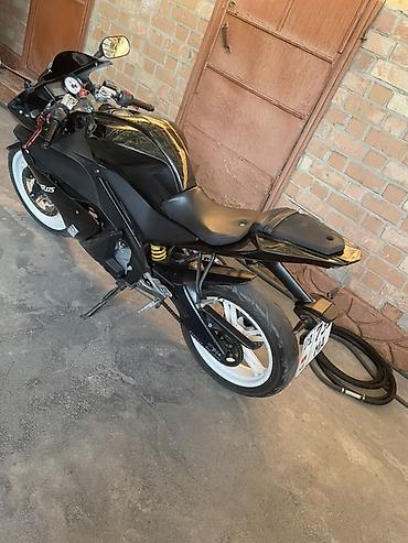 Мотоциклы: Спортивный мотоцикл Yamaha YZF‑R125 (R125), черный. Настоящий — 4