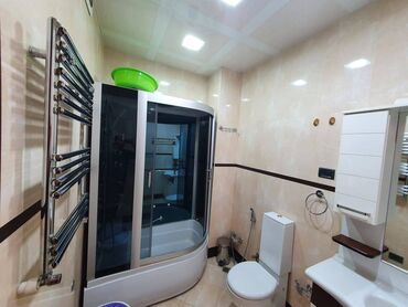 Uzunmüddətli kirayə mənzillər: Nəsimi rayonu,Bül-bül prospekti,Jalə plaza,16 mərtəbənin 9- cu — 8