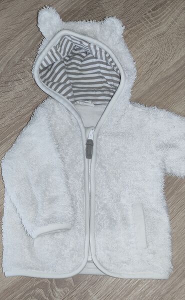 Верхняя одежда: Комбез белый2-6 месяцев теплый бодик мишки (коричневый at lalafo.kg — 6 Верхняя одежда: Комбез белый2-6 месяцев теплый бодик мишки (коричневый — 6