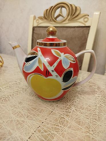 Porcelain çayniklər – 2 ədəd dəst sovetin böyük 1.5lkiçik 1l tutur lalafo.az -da Porcelain çayniklər – 2 ədəd dəst sovetin böyük 1.5lkiçik 1l tutur