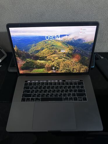 мини компьютер: Ноутбук, Apple, 16 ГБ ОЗУ, Intel Core i7, 15.4 ", Б/у, память SSD