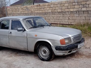 QAZ: QAZ 3110: 2.3 l | 2003 il 239392 km Sedan — 2