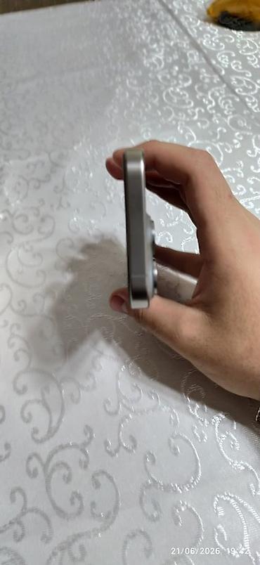 ucuz telfolar: IPhone 15 Pro, 128 GB, Gümüşü, Barmaq izi, Face ID — 4