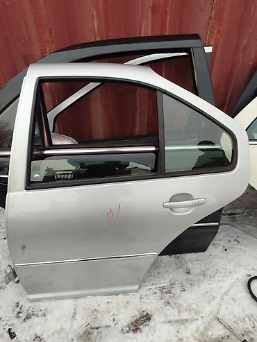 vw bora: Дверь задняя левая для Volkswagen Bora GP 2, год модели 2000 — 1