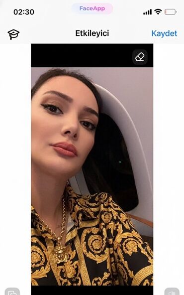 Tuflilər: Hamsi xaricden alinib.39,5/40 razmer Qırmızı və qara yüksək dabanlı — 10