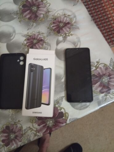 samsung c 170: Samsung Galaxy A05, rəng - Qara, Sensor, İki sim kartlı