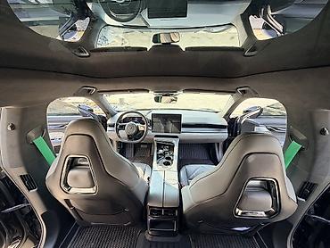 Zeekr: Zeekr 001: | 2023 г — 13