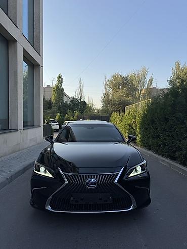 передний сиденья: Lexus ES: 2019 г., 2.5 л, Вариатор, Гибрид, Седан — 2