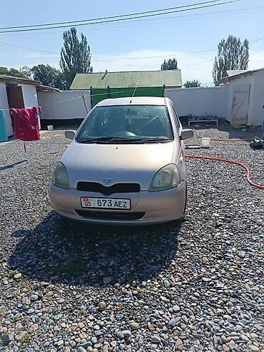 колв 3: Toyota Vitz: 2000 г., 1 л, Автомат, Бензин, Хэтчбэк — 2