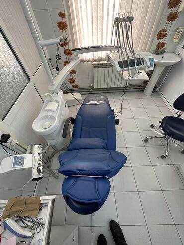 стоматологическое кресло купить: Стоматологическое кресло Производство Италия В хорошем состоянии