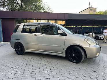 такта раум: Toyota Raum: 2004 г., 1.5 л, Автомат, Бензин, Хэтчбэк — 5