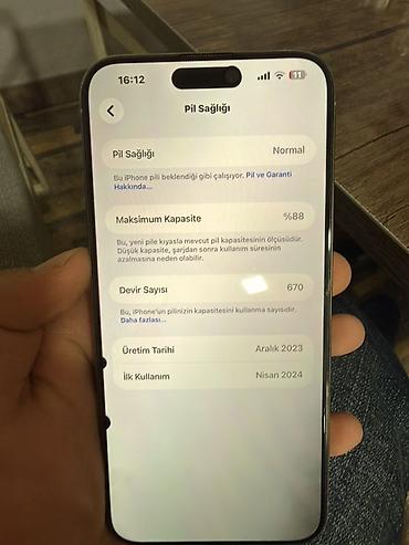 Apple iPhone: IPhone 15 Pro Max, Face ID — 2