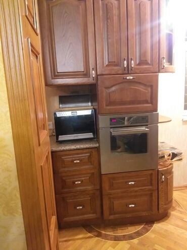 Uzunmüddətli kirayə mənzillər: Xətai rayonu,Xətai metrosu,Ali məhkəmə yanında,5 mərtəbənin,1-ci — 9