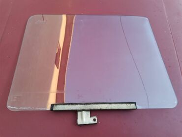 Auto delovi: Staklo desnih vrata Lada 2121 Niva. Polovno, ocuvano. Originaalno — 7