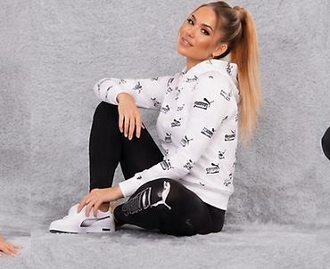 satenske helanke: Ženska sportska kombinacija – dukserica sa kapuljačom i helanke - — 4