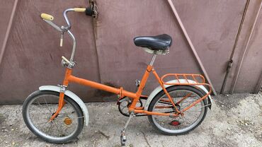 оригинал барсетка: Велосипед Кама СССР оригинал с наклейкой состояние отличное краска