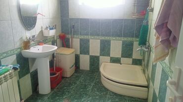 Həyət evləri və villaların satışı: 4 otaqlı, 150 kv. m, Kredit yoxdur, Orta təmir -da lalafo.az — 3 Həyət evləri və villaların satışı: 4 otaqlı, 150 kv. m, Kredit yoxdur, Orta təmir — 3