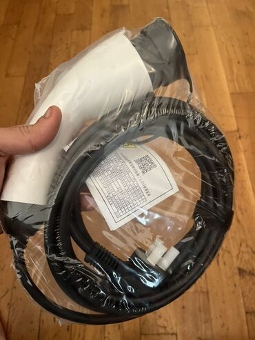 Avtomobil akkumulator zaryadkalari: Məhsul: Elektrik avtomobili üçün şarj kabeli və konnektor Byd adapter
