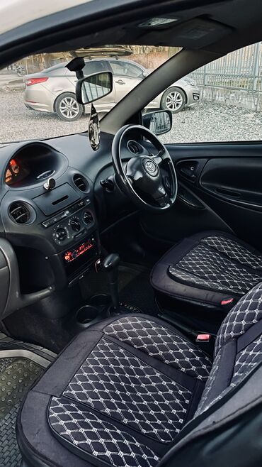 Toyota: Toyota Vitz / Platz / Yaris / Echo: 2003 г., 1 л, Автомат, Бензин, Хэтчбэк — 8