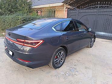 электромот: BYD Qin: 2019 г., 1.5 л, Автомат, Гибрид, Седан — 3