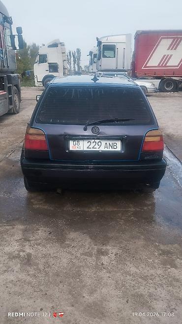 сотый: Volkswagen Golf: 1999 г., Хэтчбэк — 2