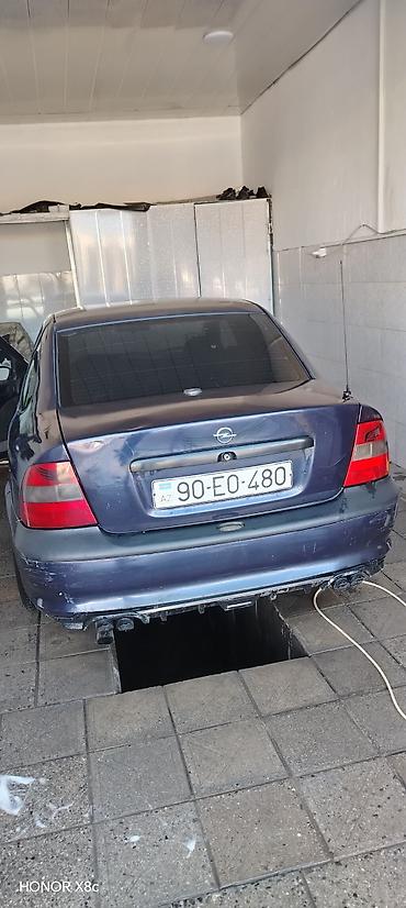 maşin rulu: Opel sedan salonu – dəri interyer və lyuk - Model: Opel (sedan kuzov; — 7