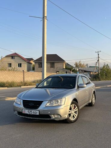 Hyundai: Hyundai Sonata: 2009 г., 2 л, Автомат, Бензиновая, Седан — 1