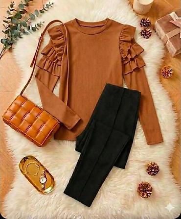 Kompleti: Ženska dvodelna kombinacija – džemper i pantalone - Gornji deo: meki — 6