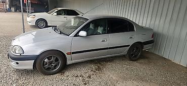 e klass: Toyota Avensis: 1999 г., 1.8 л, Механика, Бензин, Седан — 2