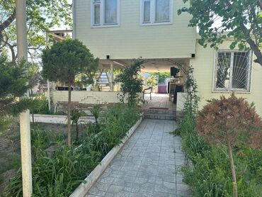 kirayə evlər 2022 bakı: Mərdəkan, 150 kv. m, 5 otaqlı, Hovuzlu, Kombi, Qaz, İşıq