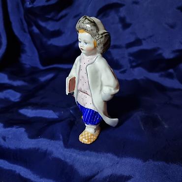 Статуэтки: РЕДКИЕ СТАТУЭТКИ. СССР. ЛФЗ СЧАСТДИВОЕ ДЕТСТВО. - Материал: тонкий — 10