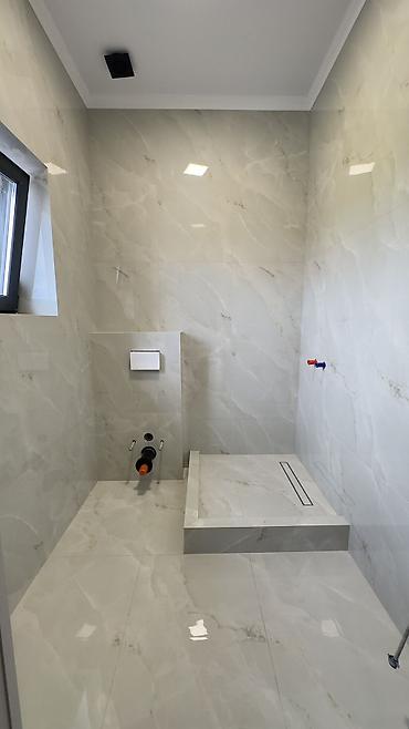 Продажа коттеджей и домов: 6 комнат и более, 360 м², 8 соток, Бишкек, Агентство недвижимости — 23