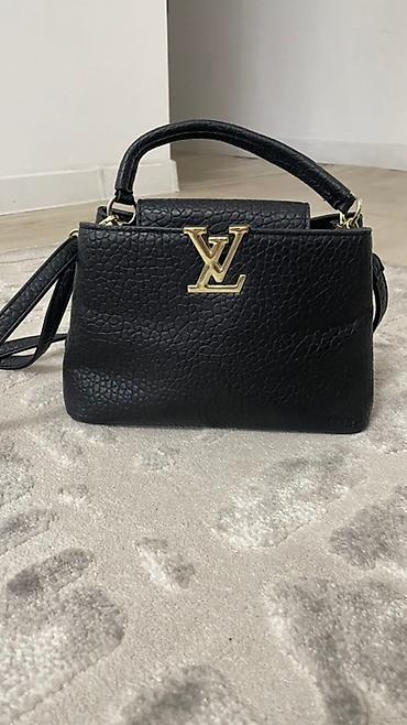 Классические сумки: Продаются сумки женские разные. При покупке 2х сумок 1 на выбор отдам — 6