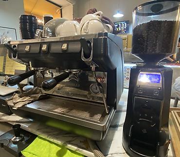 bar blender: Kafe/bar üçün avadanlıq paketi Tərkib: - 2 qollu peşəkar espresso — 3