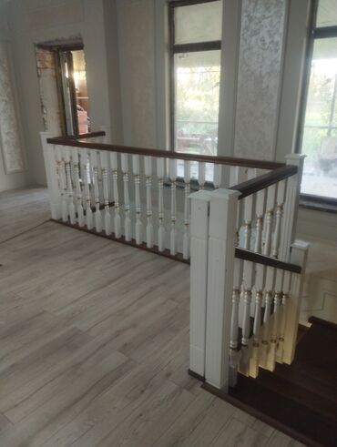 Деревянные лестницы: Деревянная лестница Для дома, Форма лестницы: Много-маршевая, Стиль: Классический — 14